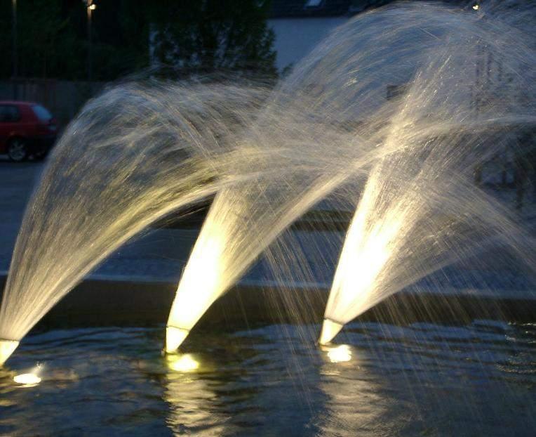 led水景灯的各种分类看完又涨知识了