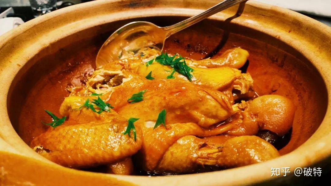 江南砂锅神仙鸡江南砂锅神仙鸡,算是餐厅招牌菜了吧,名字取得神乎其神