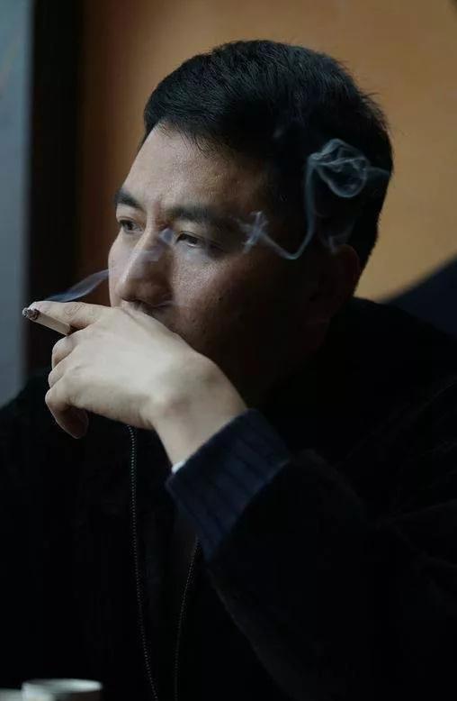 江歌案一审宣判陈世峰获刑20年等待江妈妈的是救赎还是更深的痛