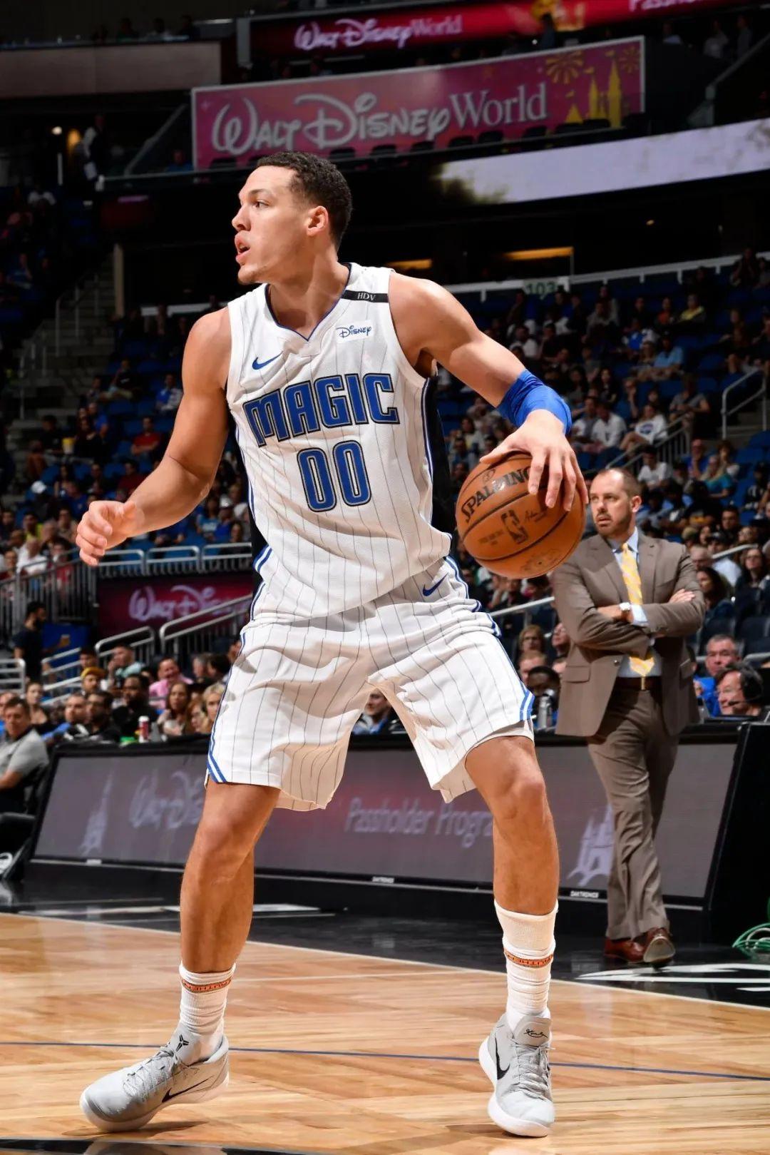 无冕之王丨阿隆戈登高清壁纸赏析