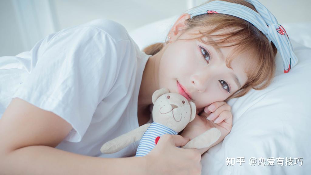 跟女生聊着聊着就不回了怎么办？学会 4 个方法，化解聊天尴尬 - 知乎