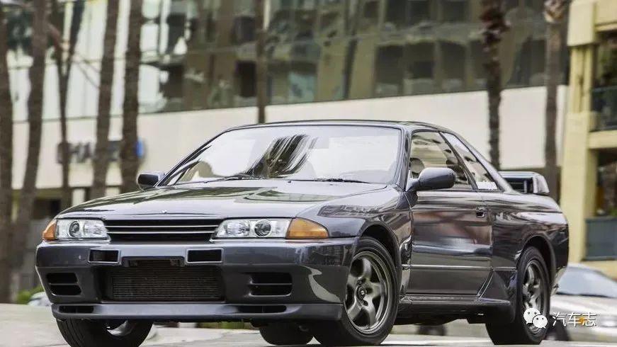 大陆仅此一辆的蓝牌战神r32168万助你圆梦你觉得贵不贵