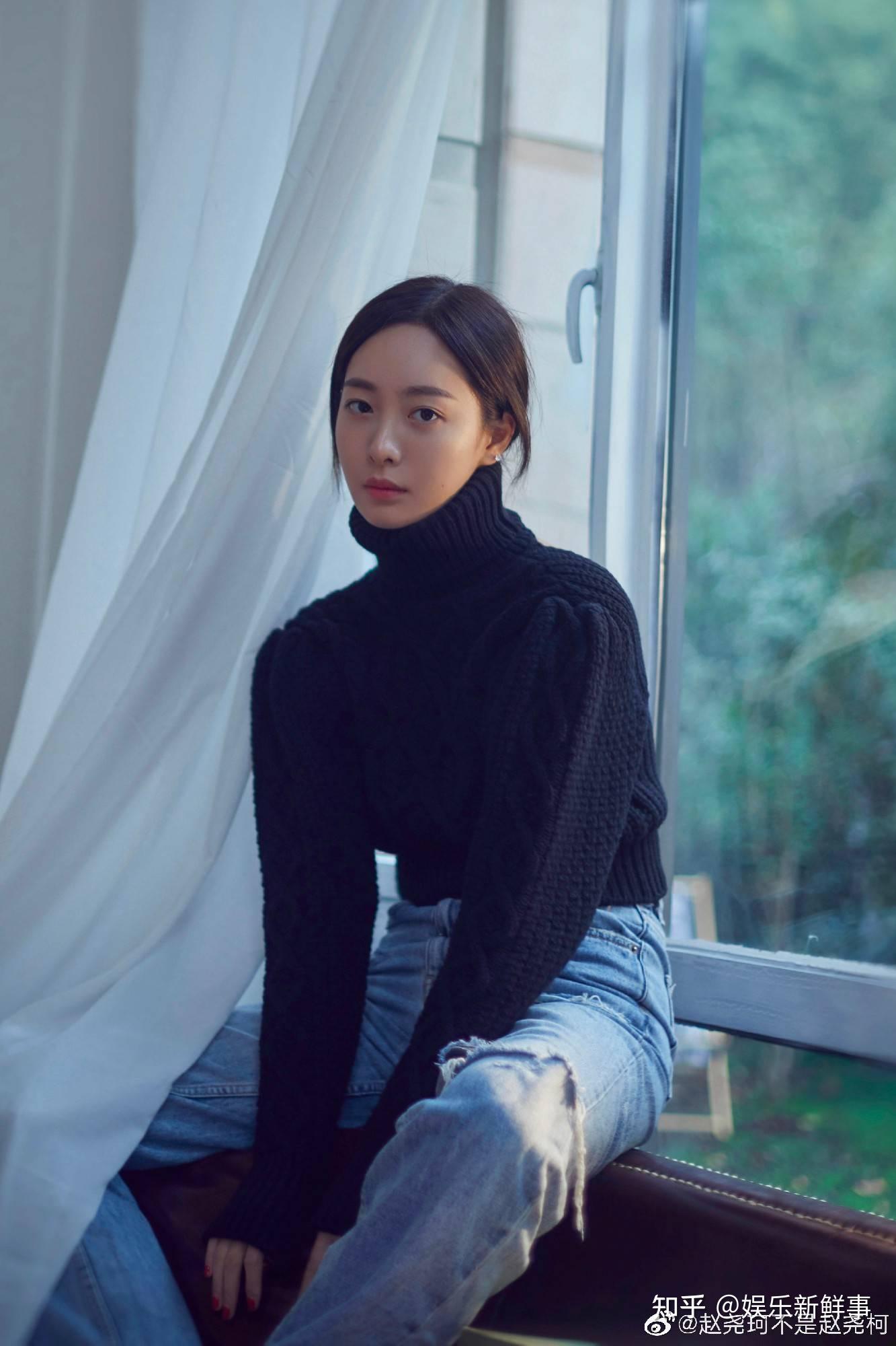 最近,赵尧珂参演的《御赐小仵作》正在热播,这部小成