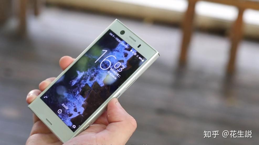 花生炒冷饭这可能是血统最纯正的索尼千元小钢炮索尼xz1c使用报告