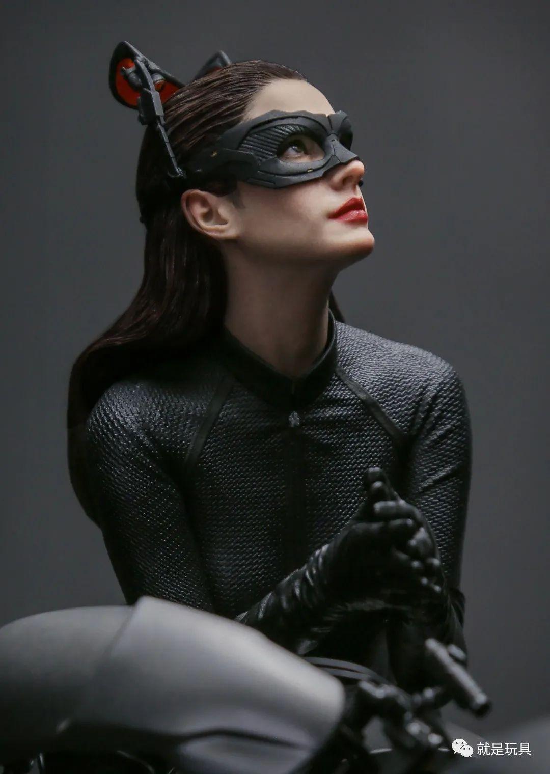 种可以感受到她轻微呼吸的逼真错觉除了安妮海瑟薇女神级别的颜值身材