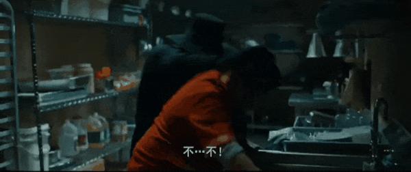 恐怖电影《感恩节》杀疯了,这R级恐怖片看起来太爽了!