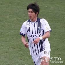 井景专栏 铃木优磨全接触 从j联赛初出茅庐到站上亚洲之巅 知乎