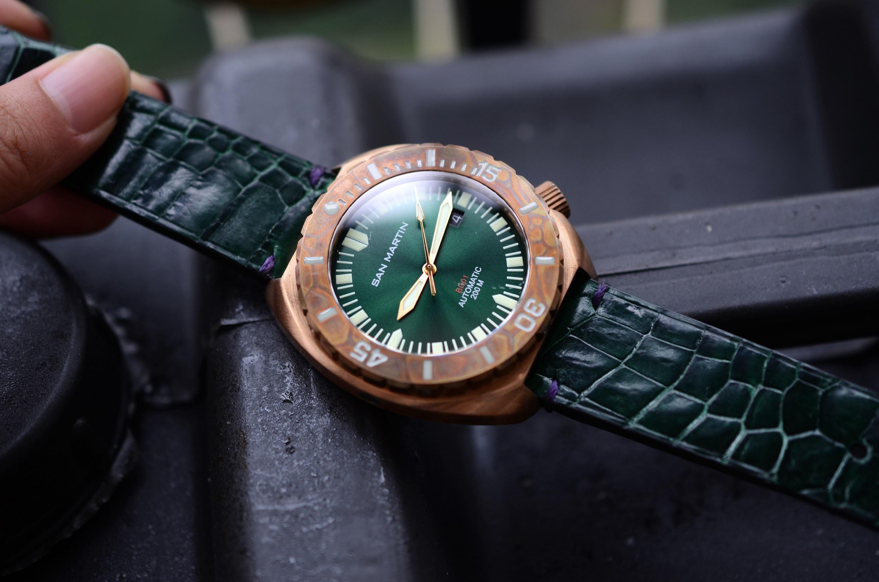圣马丁青铜潜水表