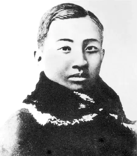 1912年1月,京津同盟会专设北京暗杀部,由彭家珍,赵铁桥领导.