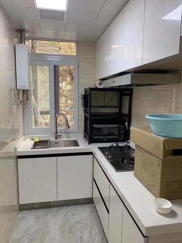 南京秦虹小区莺虹苑70平老房改造超简约储物功能强大