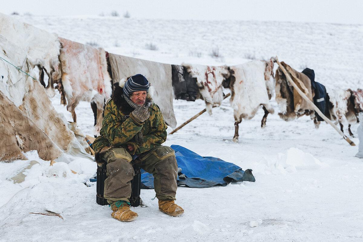 楚科奇顽强的驯鹿牧民室外零下50度室内地面是冻土
