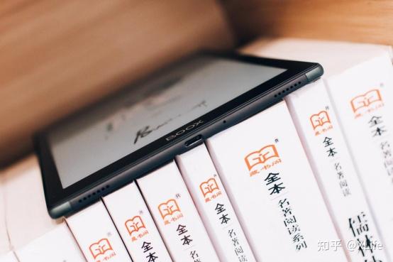 超能打的78英寸彩色墨水屏阅读器booxnovaairc测评
