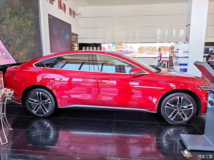 四十岁大叔也赶时髦来看看颜值出众的比亚迪汉ev