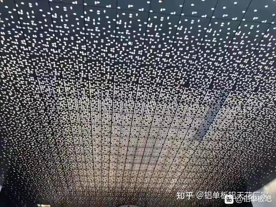 幕墙冲孔铝单板铝单板定制价格氟碳冲孔铝单板