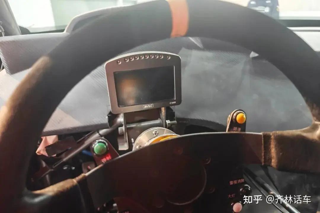 价值200万的奥迪a3带你飞驰人生