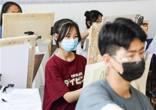 选择美术校考画室时师资的好坏应该如何分辨