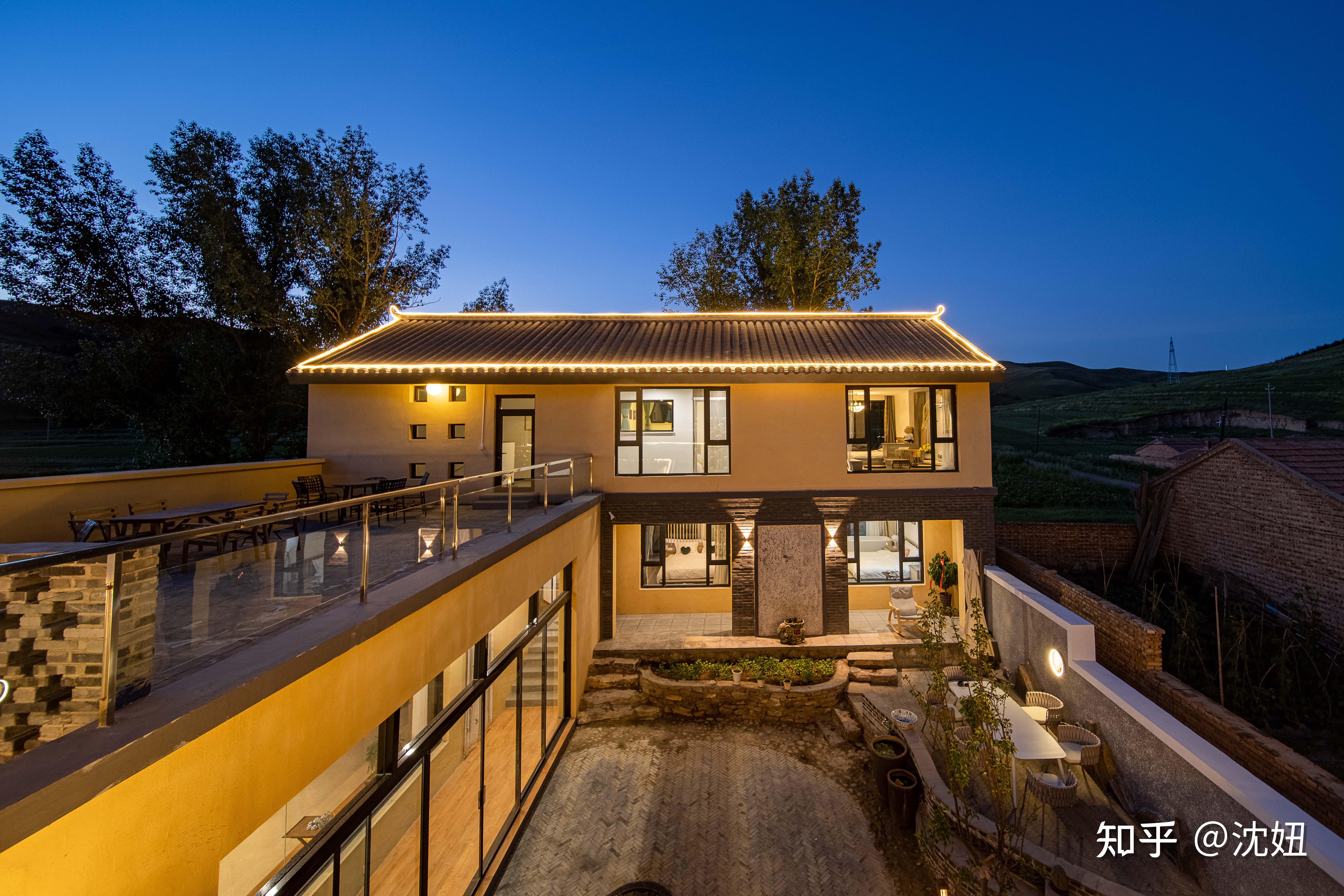 草原天路垄边伯院民宿从0到1