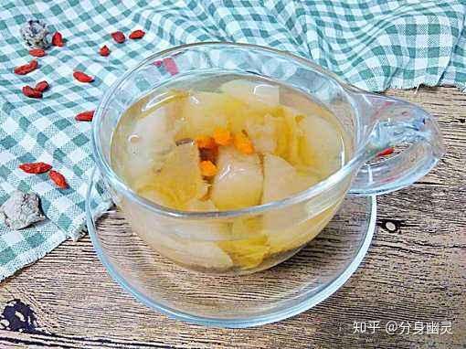 什么食物能止咳化痰 v2-8720bc483954913862123898bf3ce27b_r.jpg