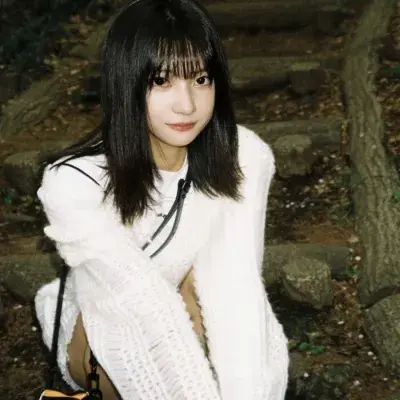 2024温柔到极致的女生头像(共16张)