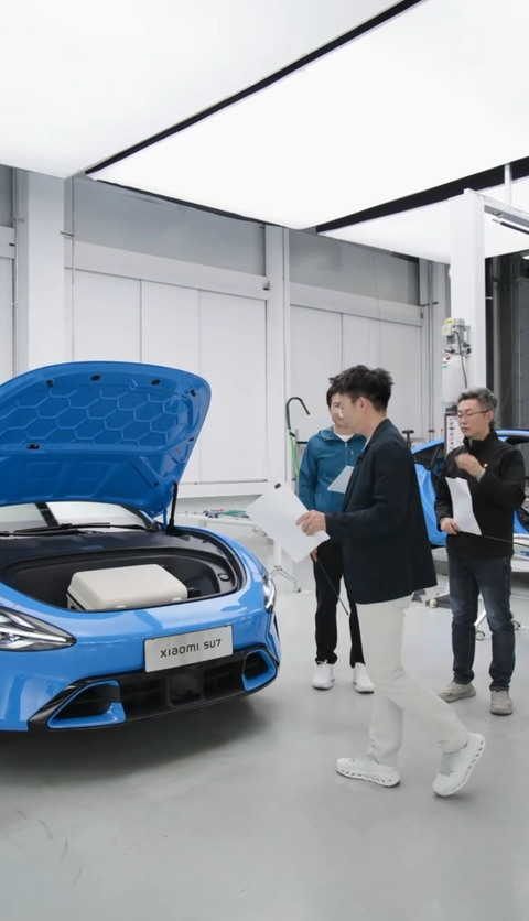 4月2日雷军直播新一代SU7拆车，有什么亮点信息？官方拆车直播会成为各汽车品牌的基本操作吗？