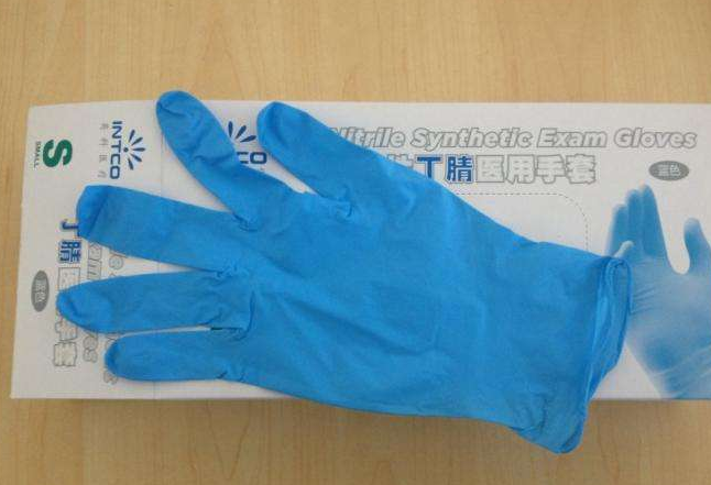 暴走的蓝手套英科医疗和蓝帆医疗