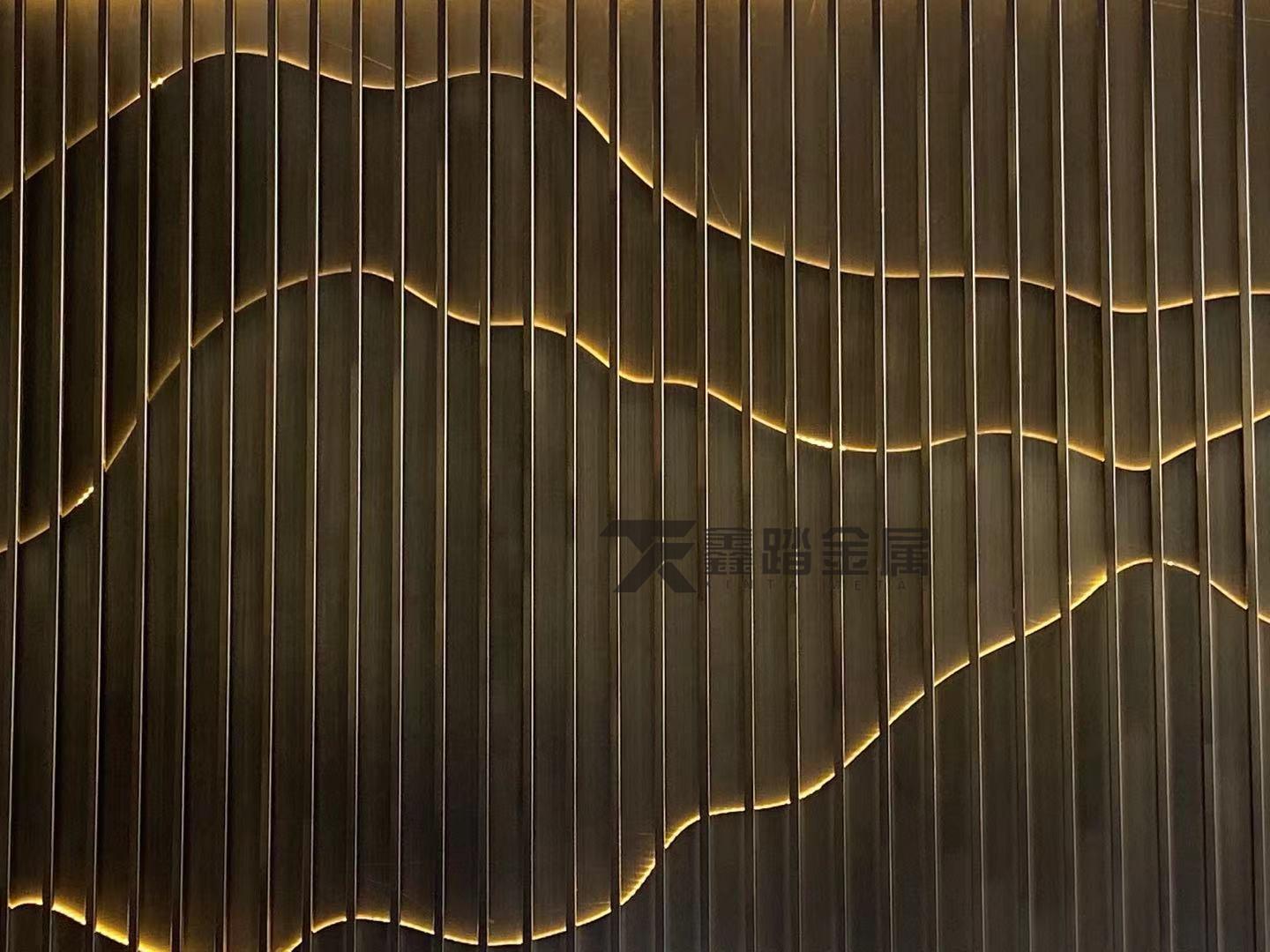 户外廊架山形不锈钢发光背景墙中式装饰风格的复兴
