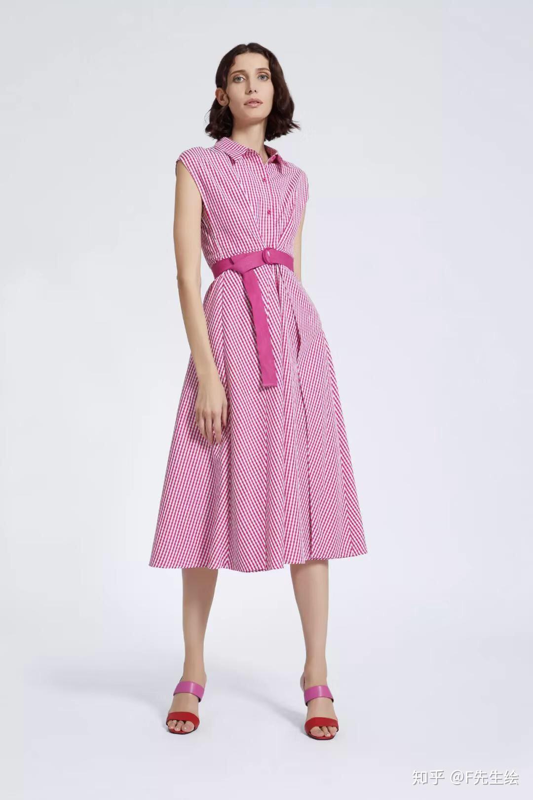 先来看两个款:这两个款是少淑女装无疑了,来自redvalentino 品牌再来