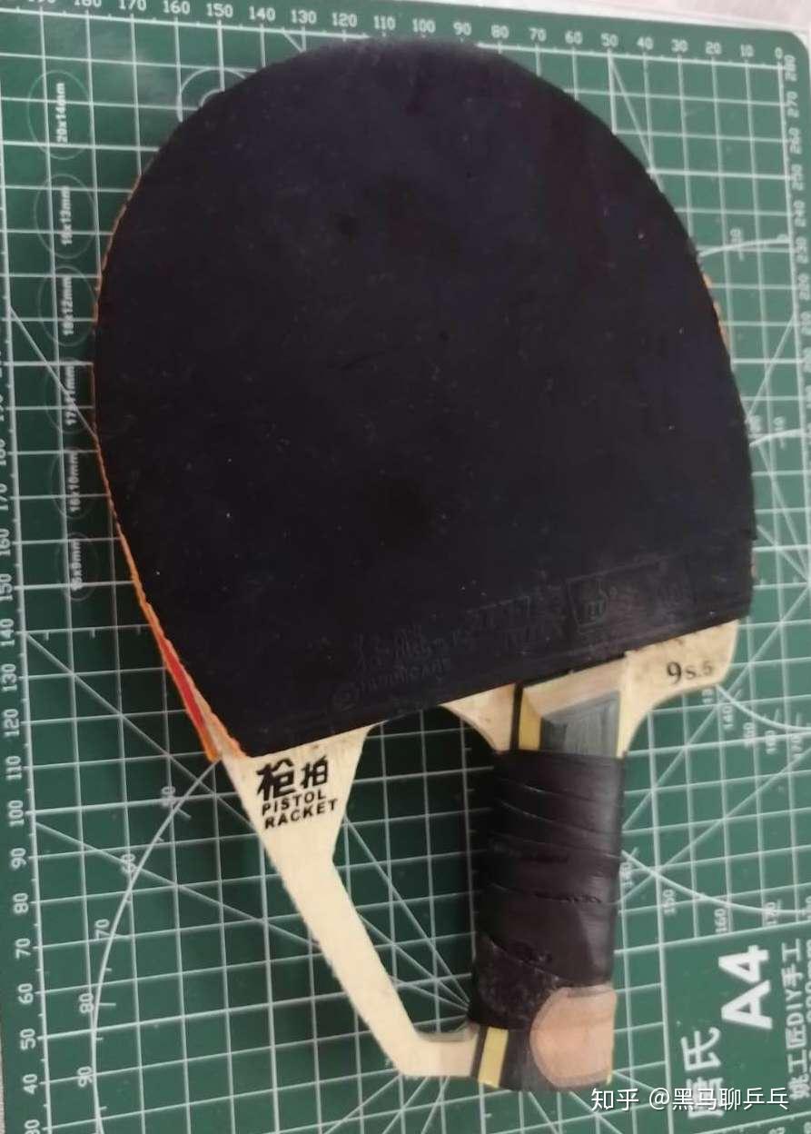 简单说:弹击和扣杀更容易且更稳定了,因为击球更集中了.