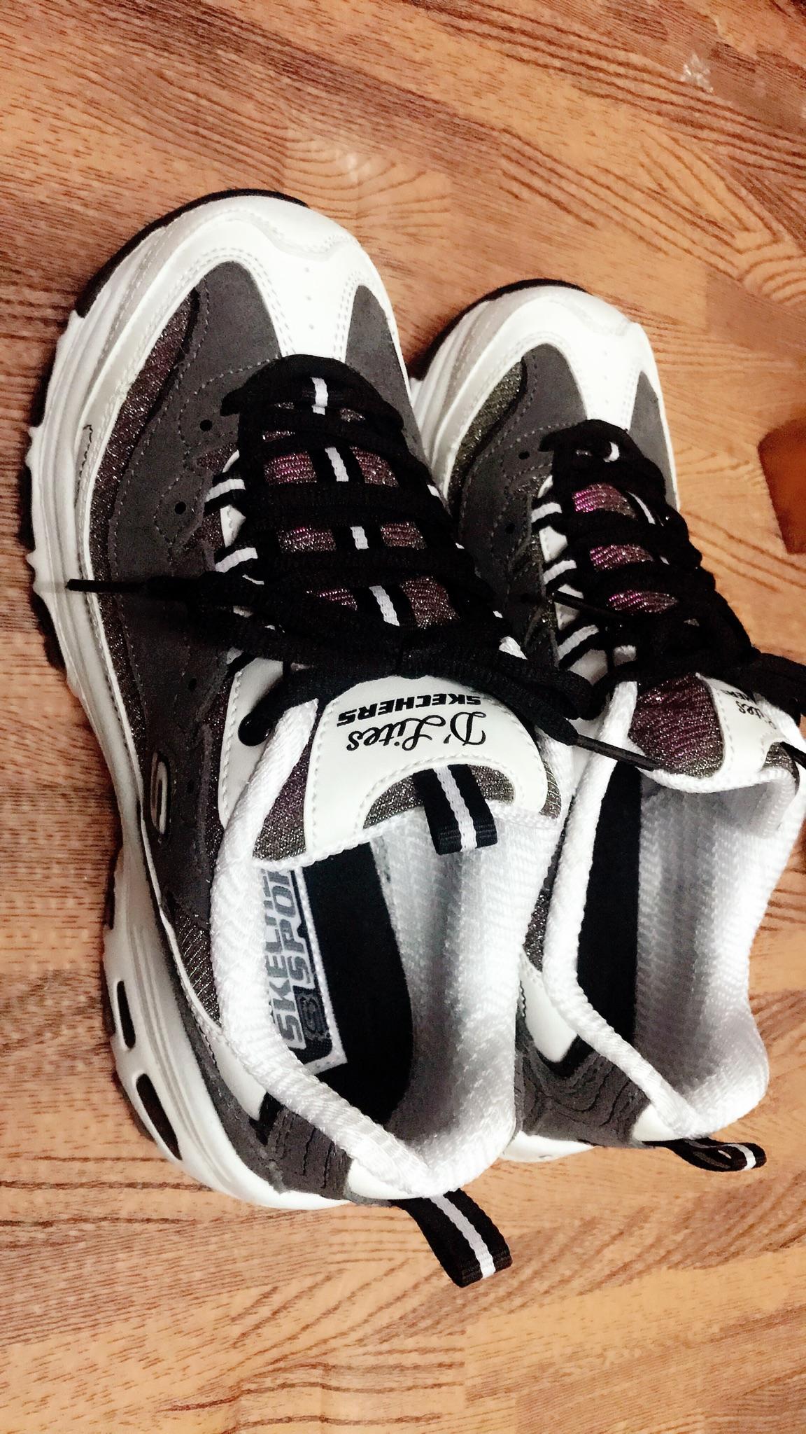 斯凯奇天猫旗舰店上的优惠那么大,是正品吗?