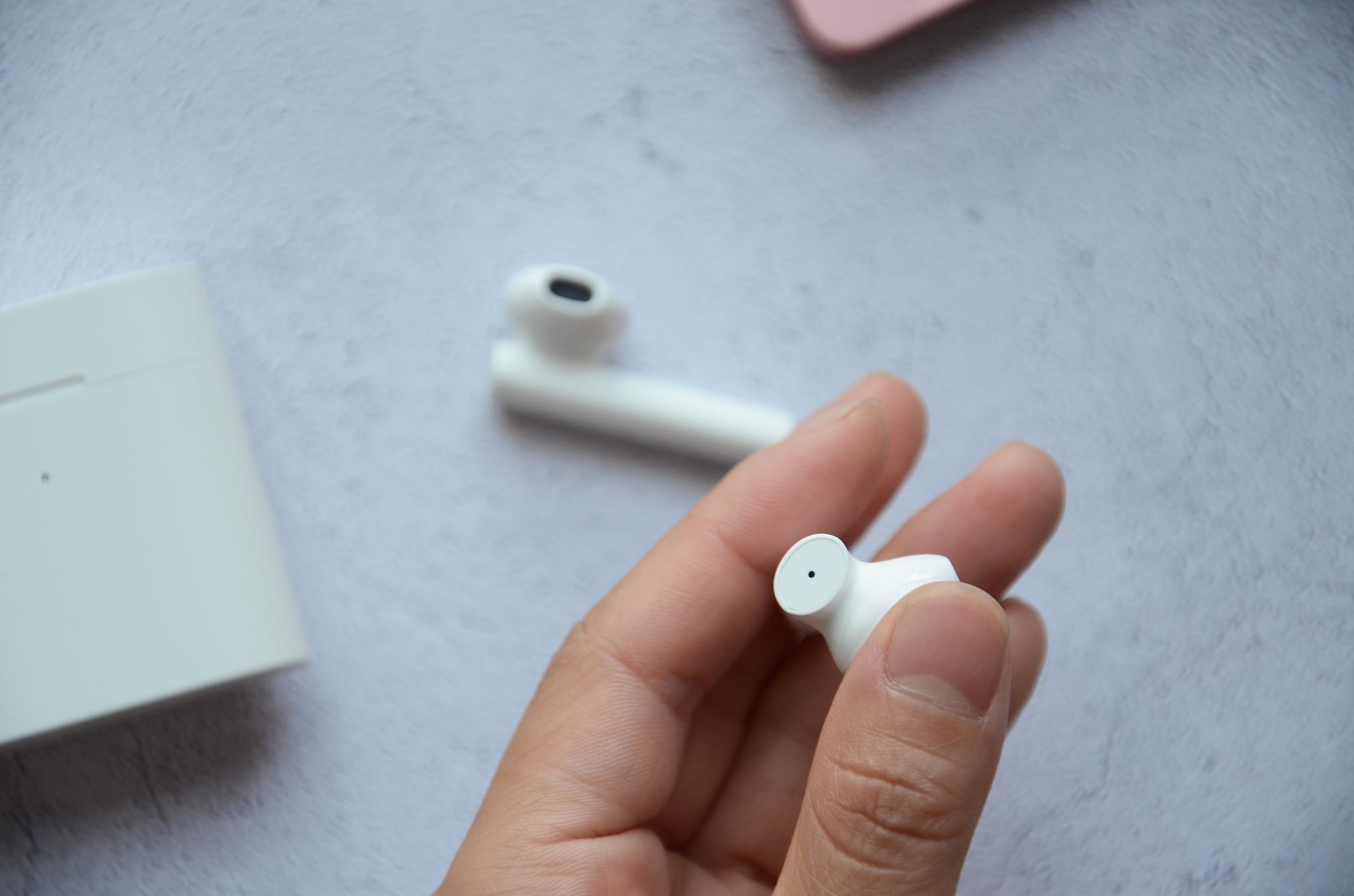 小米10手机专用小米真无线蓝牙耳机air2s评测