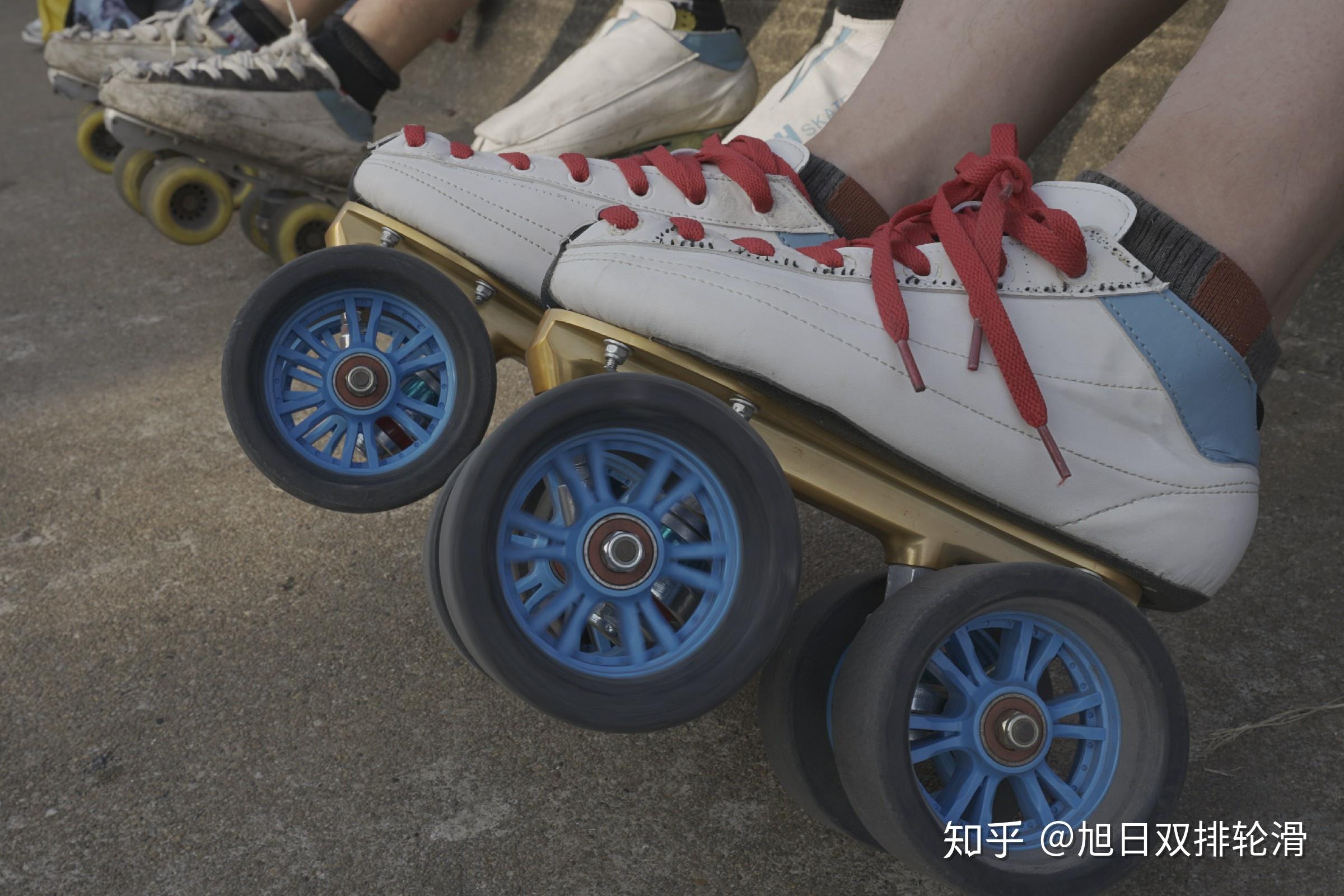 到底什么配置的双排轮滑鞋适合户外刷街?