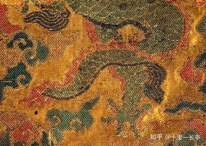 明清宫廷服饰与画像上龙纹形象的特征与演变简析 - 知乎