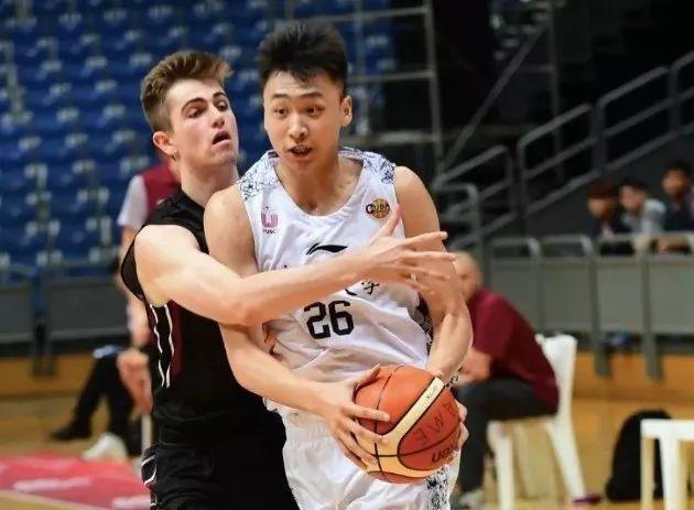 齐麟从北京清华园到新疆广汇究竟有多远