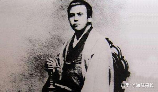 木户孝允之名,是在明治维新后更改的.在此之前,他的名字并非如此.