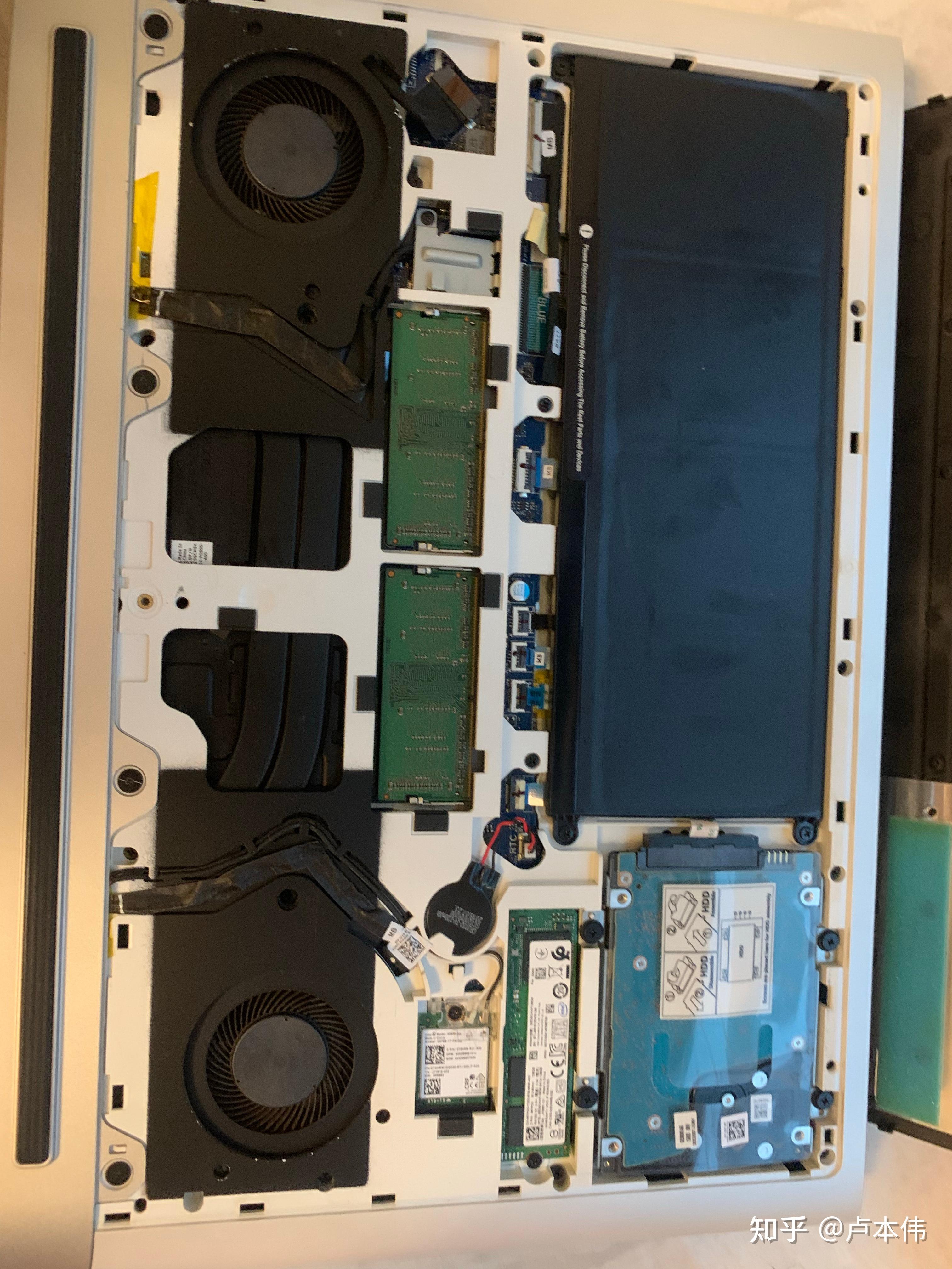 戴尔g77588更换内存条和固态硬盘