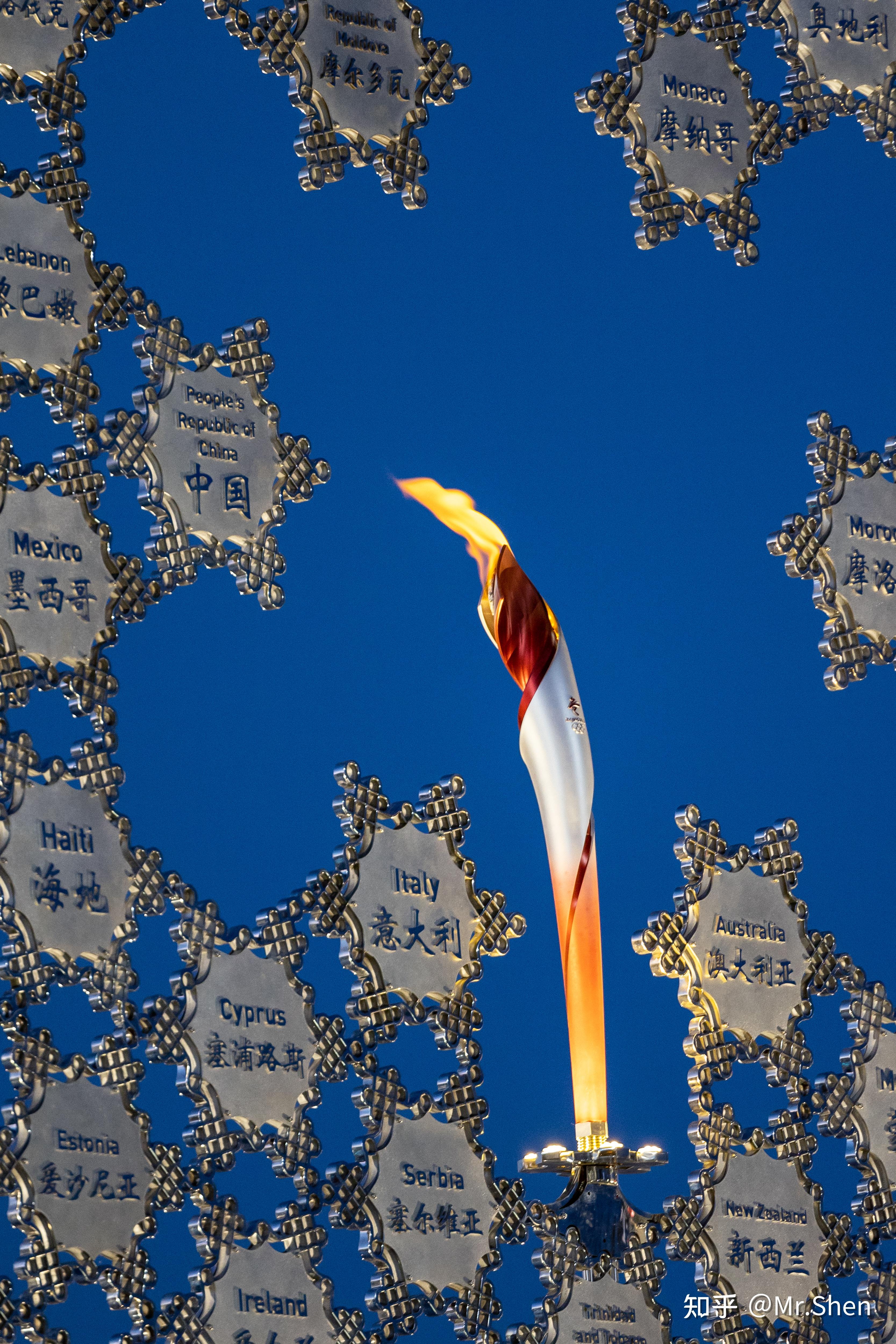 北京冬奥会火炬设计图图片