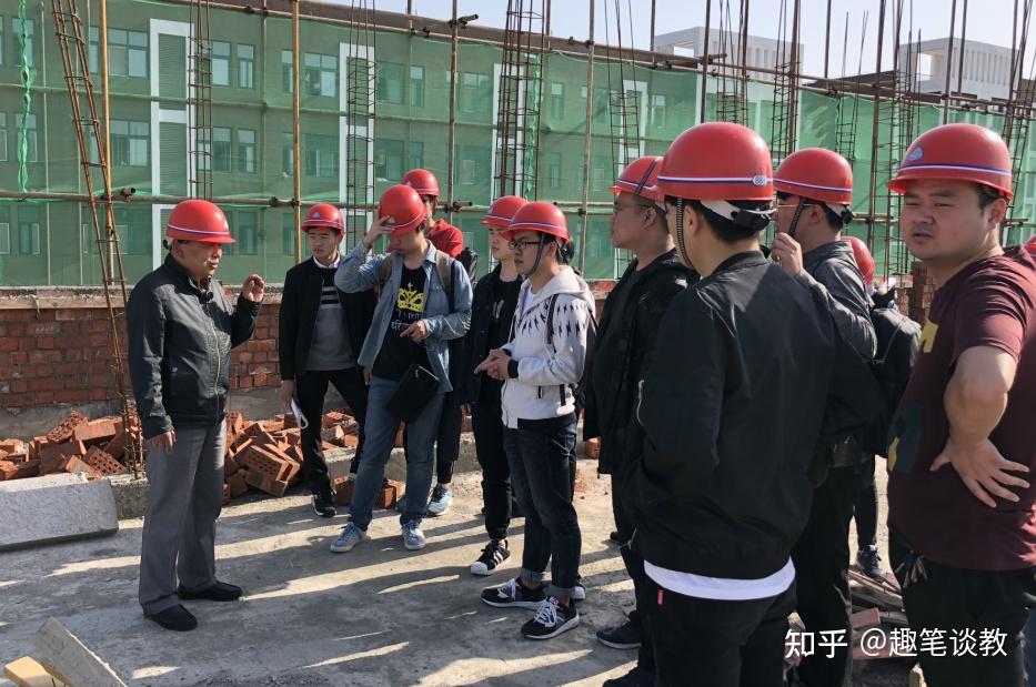土木专业成就业大坑刷屏，北京一国企建筑设计院4000职工已裁2000 - 知乎