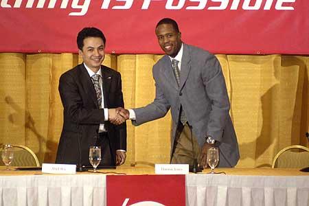 国产品牌与nba球星的二三事——安踏续约克雷背后