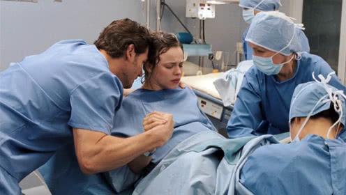 时事ii深圳孕妇生娃自剪脐带分娩的疼痛相当于一次性断20根肋骨