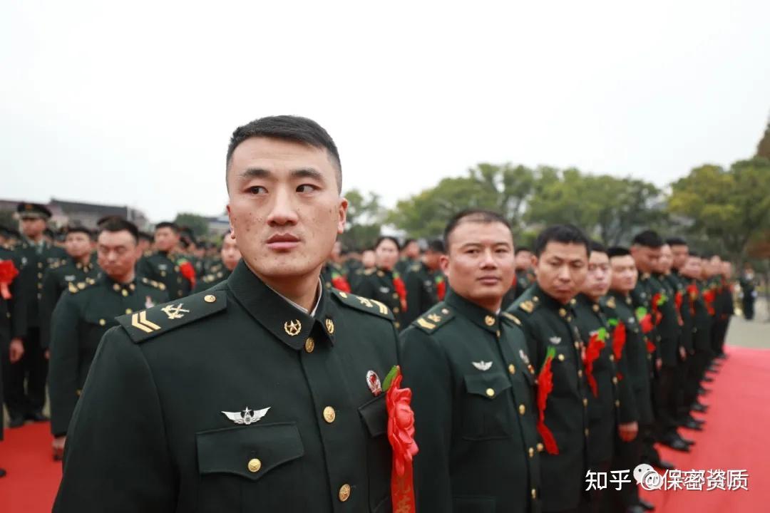 两名转业士官干得漂亮