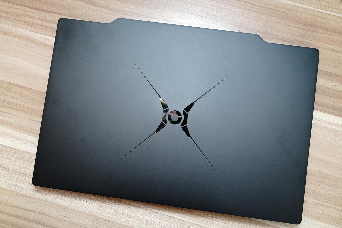 华为笔记本2020年新款荣耀猎人v700