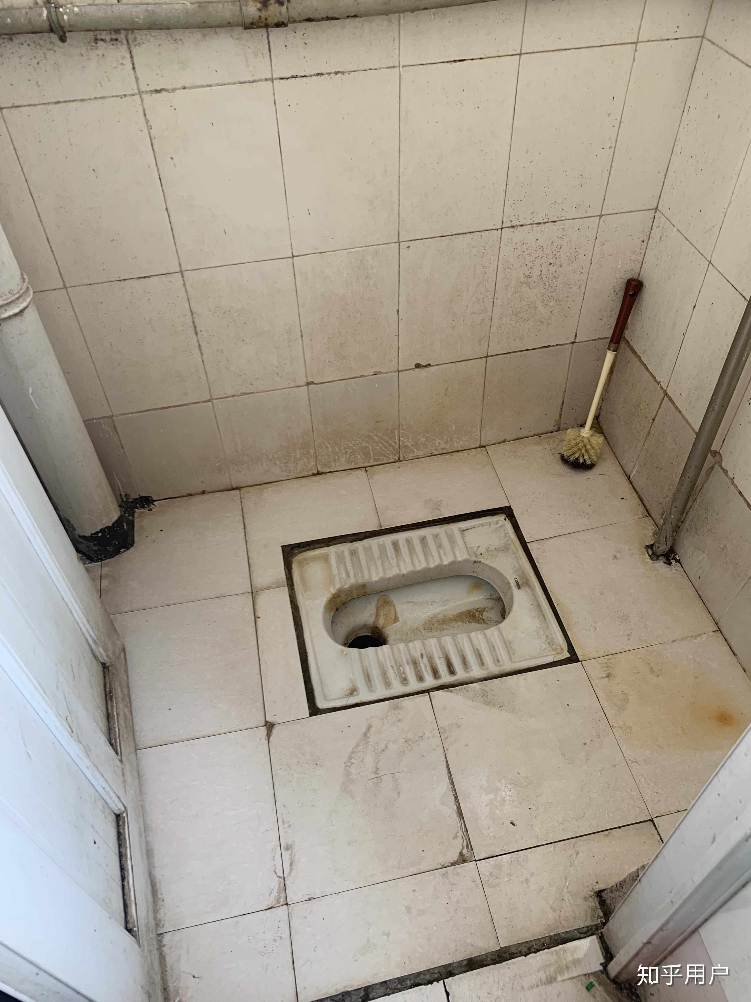 为什么日本的厕所比中国的干净那么多？ - 知乎