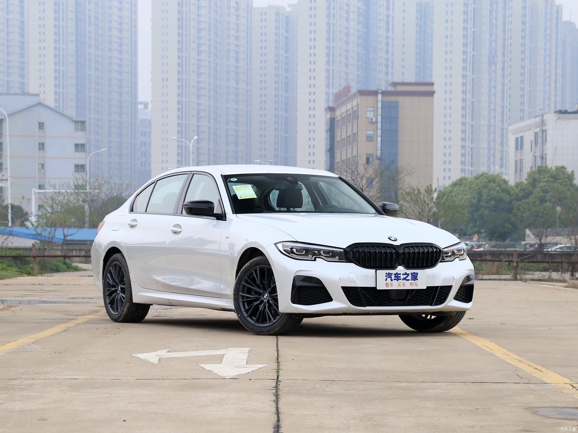 宝马3系值得推荐