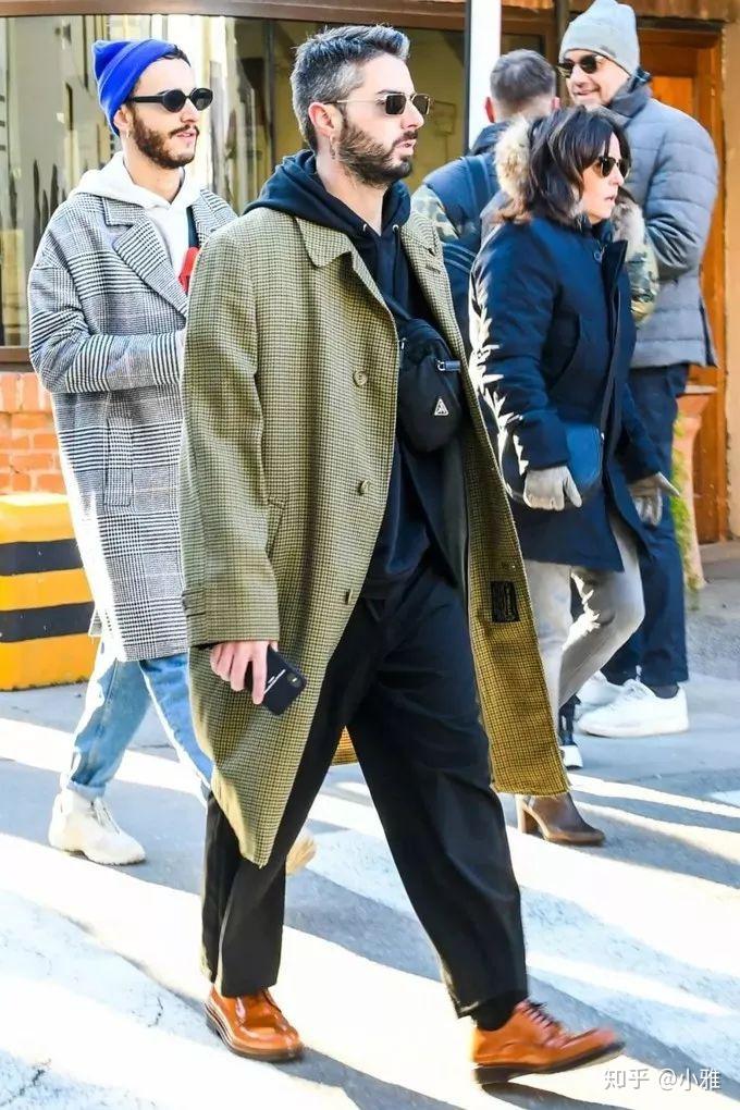 脖子又粗又短穿啥都帅不起来怪脖子咯点我保你怒帅