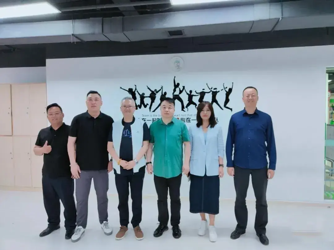 热烈祝贺大连慧之恒素养教育联盟与一站式大阅读教育