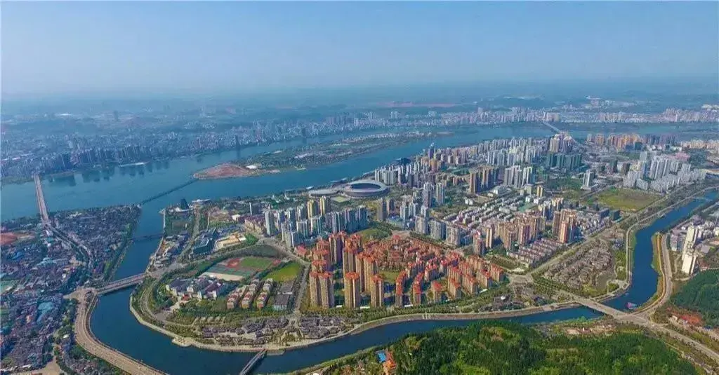 遂宁河东二期东湖位置图片