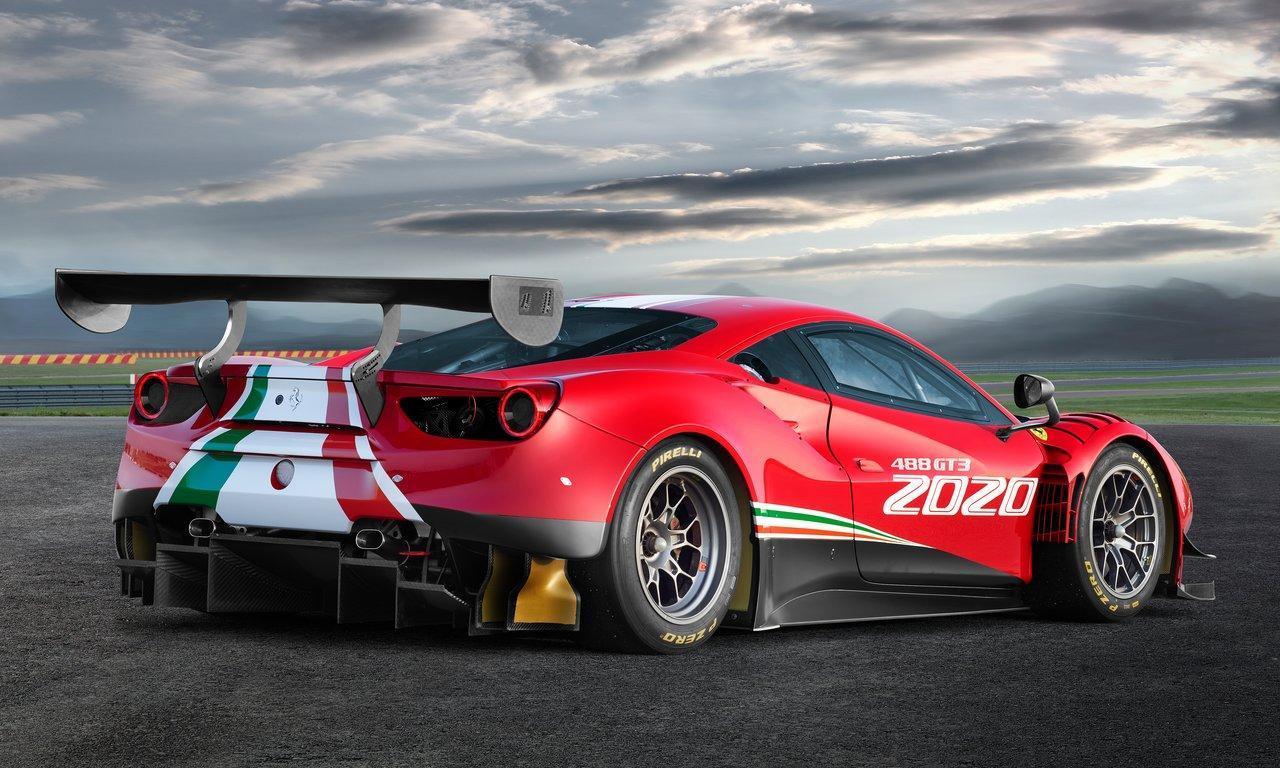 将于2023年亮相 法拉利296 gt3赛车设计草图公布