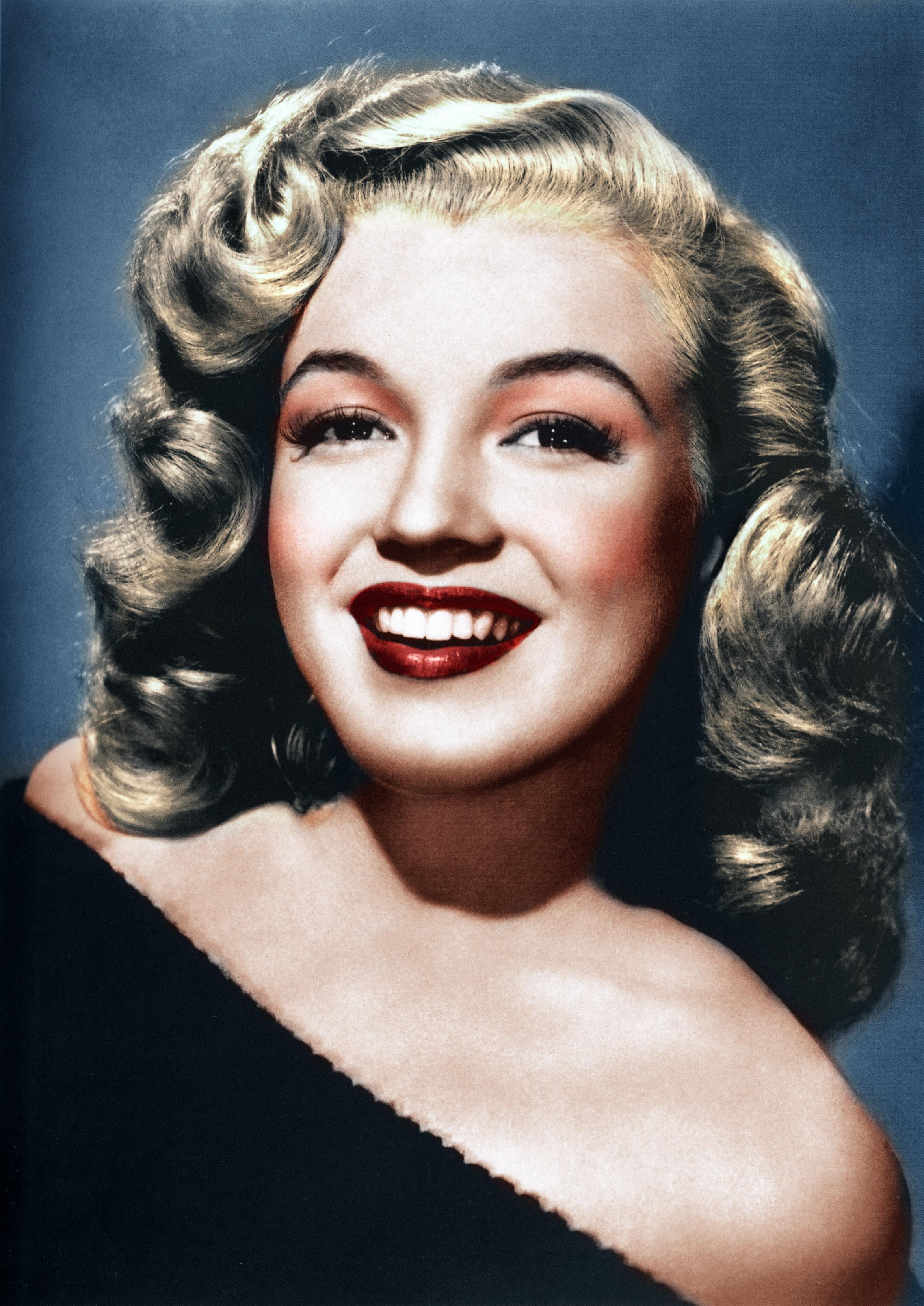 实用技!黑白照片上色精修