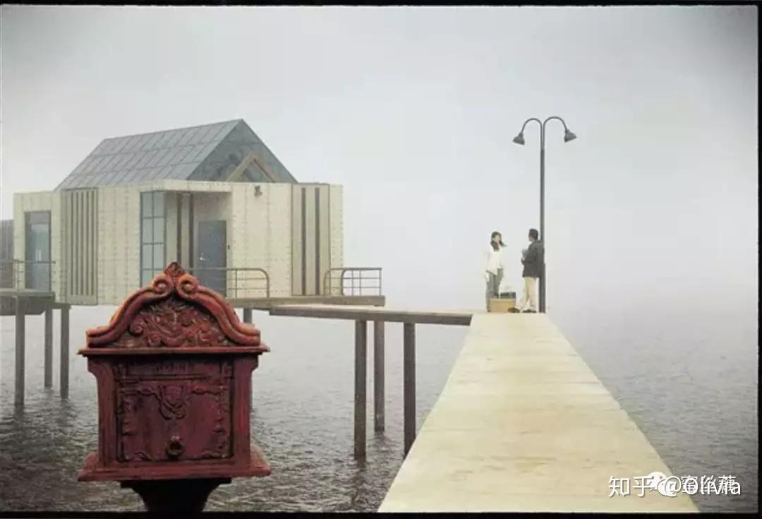 湖边小屋电影图片