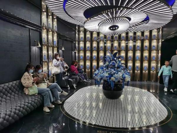 装修花了1200万!南京超壕厕所开放,现场挤爆了… - 知乎